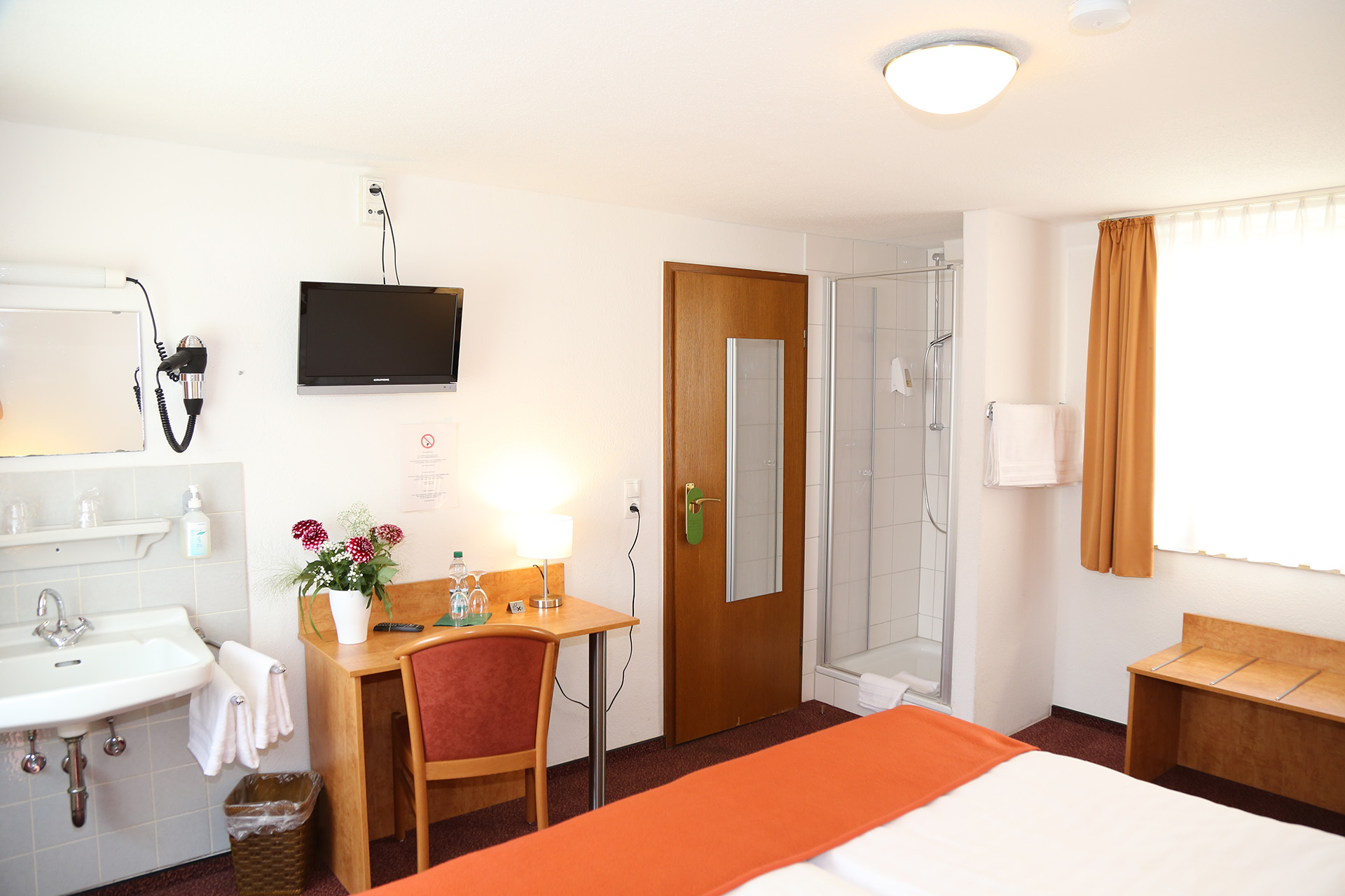 Hotel Bonn Doppelzimmer TV Hotel Bonn Doppelzimmer TV